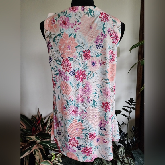 LOFT floral tank top, medium - Picture 3 of 5